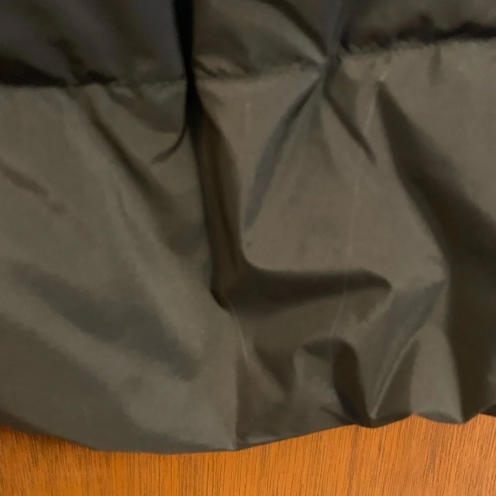 Lululemon Athletica Black Cropped Puffer Jacket with Hood - Picture 3 of 7